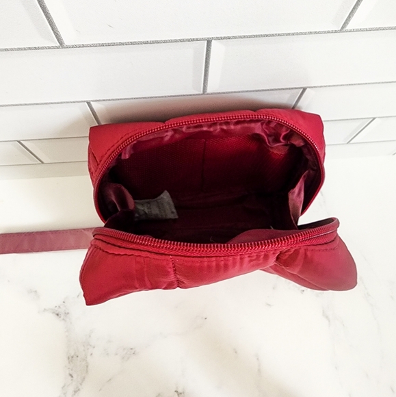 Rare Beauty Puffy Essentials Pouch & Liquid Blush Bundle - Picture 4 of 4